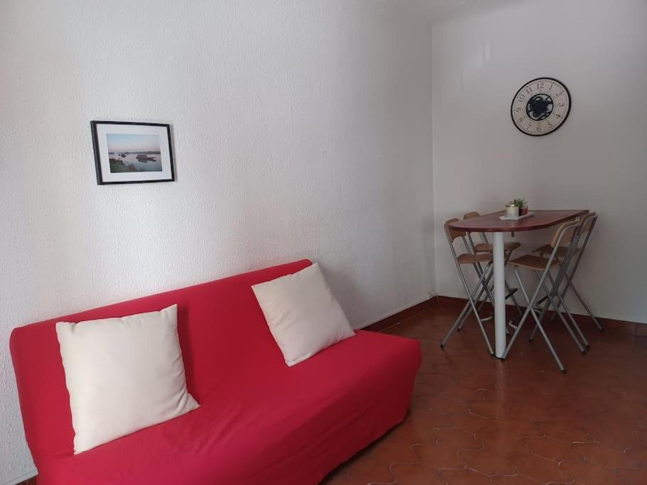 Apartment Paisible Appart Sur Cour, Parking, Perier Marseilles